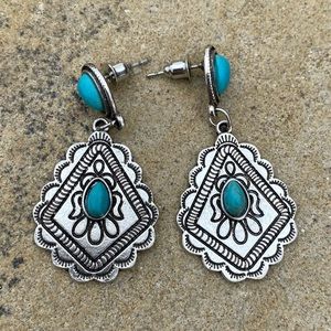Silver Tone & Turquoise Bead Boho Dangle Earrings Bohemian Western Style 1.75”